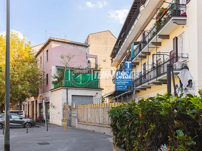 Appartamento bilocale in affitto in Via Ravenna, Milano