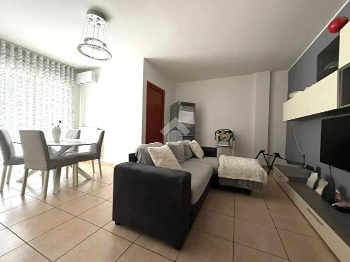 Appartamento trilocale in vendita in Via Giuseppe Palmitessa, Barletta