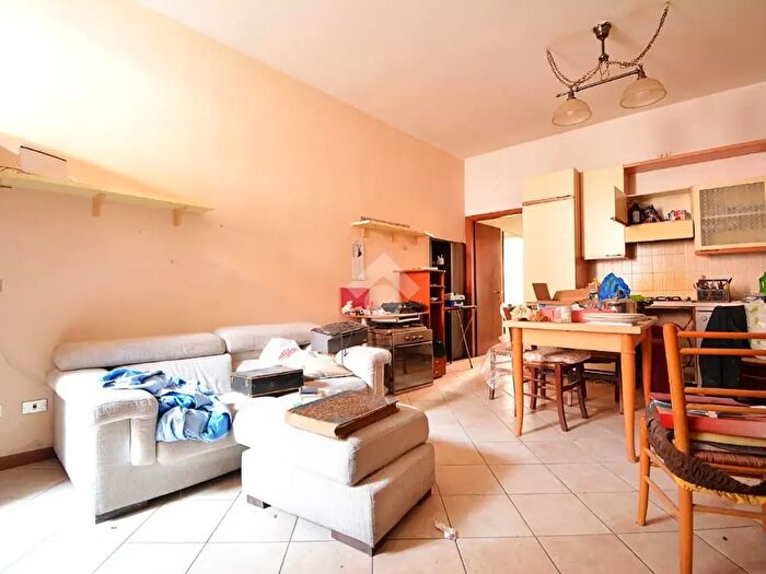 Appartamento bilocale in vendita in Via Rasini, Cavenago Di Brianza