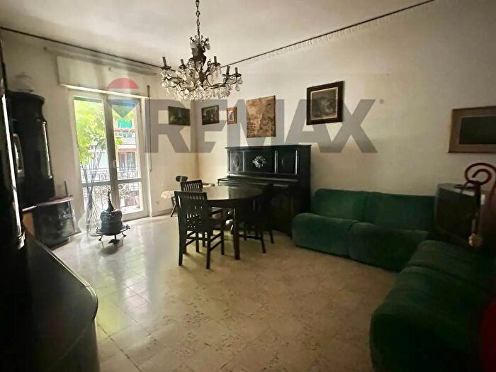 Appartamento quadrilocale in vendita in Via Bernardo Cavallino, Napoli