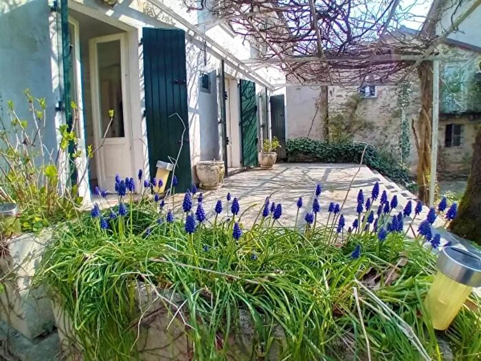 Casa con 6 locali in vendita in Località Pradaglia, Pianello Val Tidone