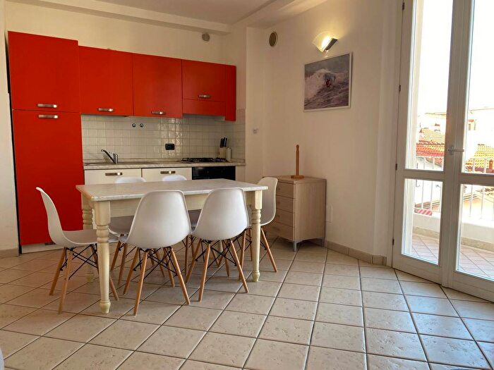 Appartamento trilocale in affitto in Via San Francesco, Lido di Camaiore, Camaiore
