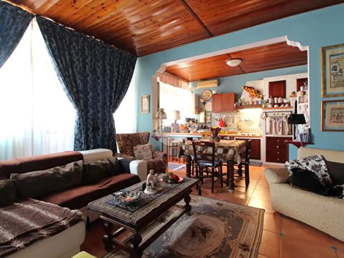 Appartamento quadrilocale in vendita in Via Giovanni Gorgone, Palermo