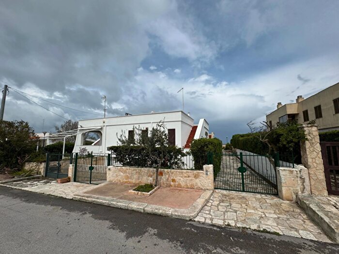 Casa con 6 locali in vendita in Costa Merlata, Ostuni