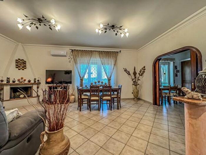 Appartamento quadrilocale in vendita in Via Teresa Gullace, Roma