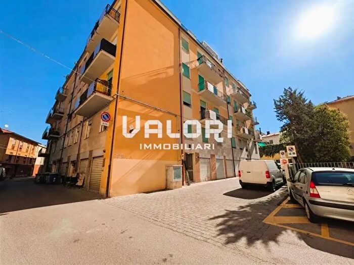 Appartamento trilocale in vendita in Via S Bernardo, Faenza