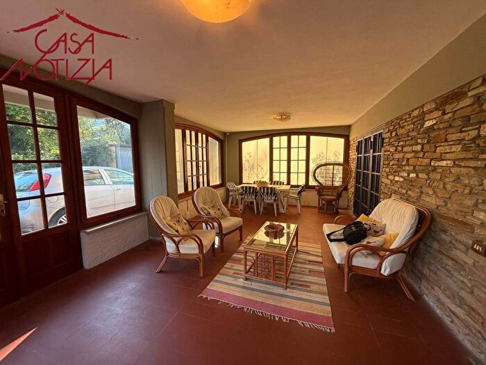 Casa con 6 locali in affitto in via del cimitero di vicopelago, Massa Pisana Vicopelago, Lucca