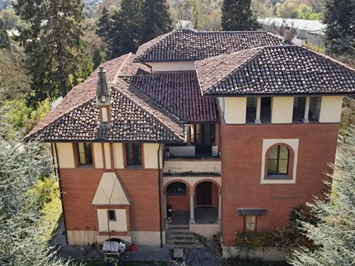 Case in Vendita e in Affitto - 2