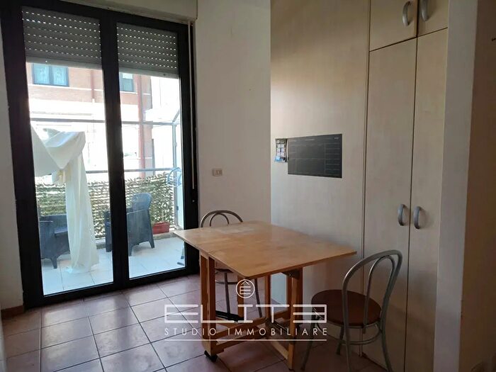 Appartamento monolocale in affitto in Via Palmiro Togliatti, Ancona