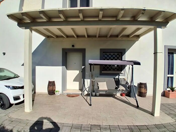 Appartamento con 7 locali in vendita in San Miniato