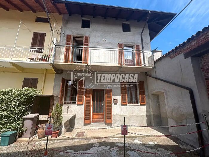 Casa con 5 locali in vendita in Via Goffredo Mameli, Gaglianico
