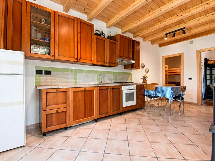 Casa trilocale in vendita in Via Sacramundi, Chiampo