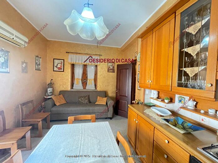 Casa con 7 locali in vendita in Via Giglio Gratteri Pa Italia, Gratteri