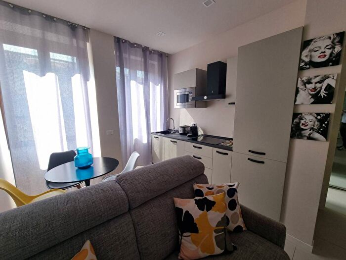 Appartamento bilocale in affitto in Centro Storico, Pavia