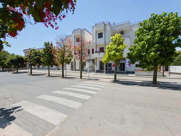 Appartamento quadrilocale in vendita in Via Scaloria, Manfredonia