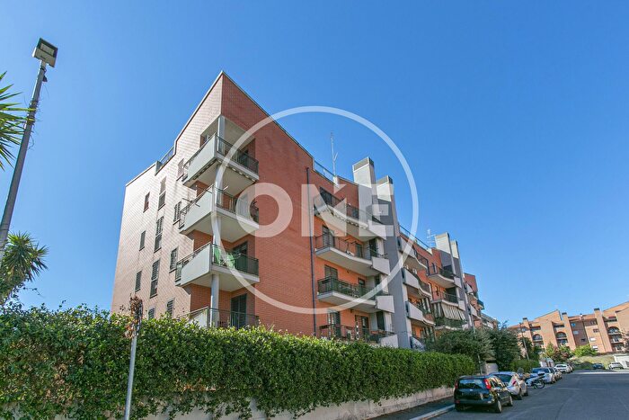 Appartamento bilocale in vendita in Via Luigi Olivi, Roma