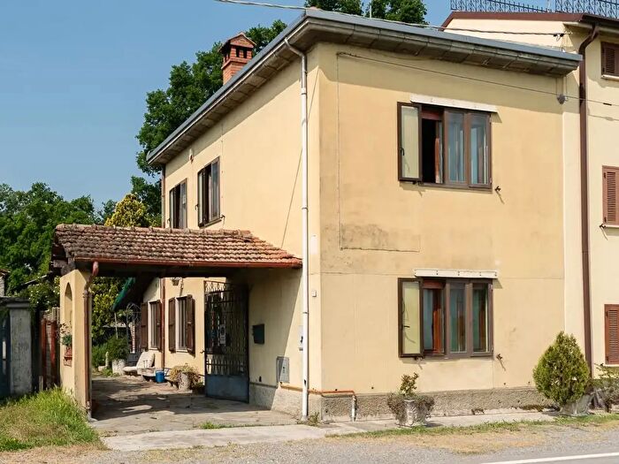 Casa quadrilocale in vendita in Via Veneto, Casei Gerola
