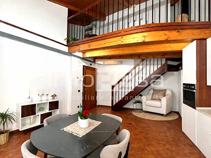 Appartamento trilocale in vendita in Via Roma, Maserada Sul Piave