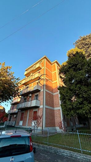 Appartamento con 5 locali in vendita in Reggio Emilia