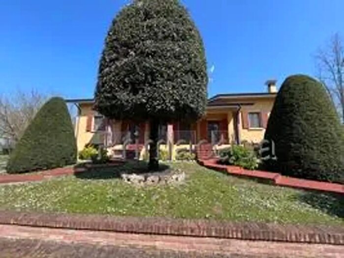 Casa con 5 locali in vendita in Via Fabbrico c, Campagnola Emilia