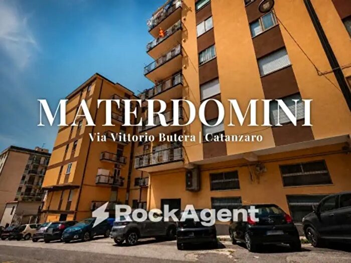 Appartamento quadrilocale in vendita in Via Vittorio Butera, Catanzaro
