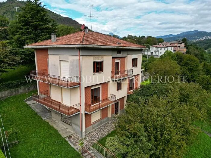Casa quadrilocale in vendita in Via Cà Cagnisio, Strozza