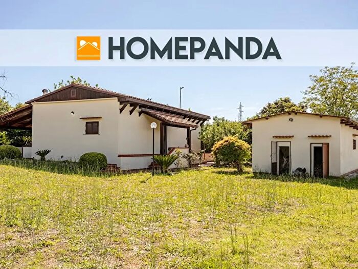 Casa trilocale in vendita in Via Arco Felice Vecchio, Pozzuoli