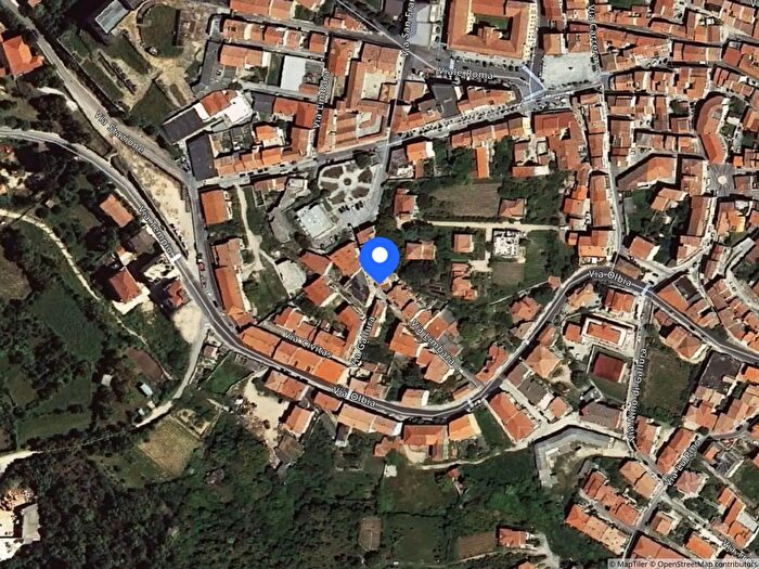 Appartamento con 5 locali in vendita in Via Limbara Calangianus Ss Italia, Calangianus