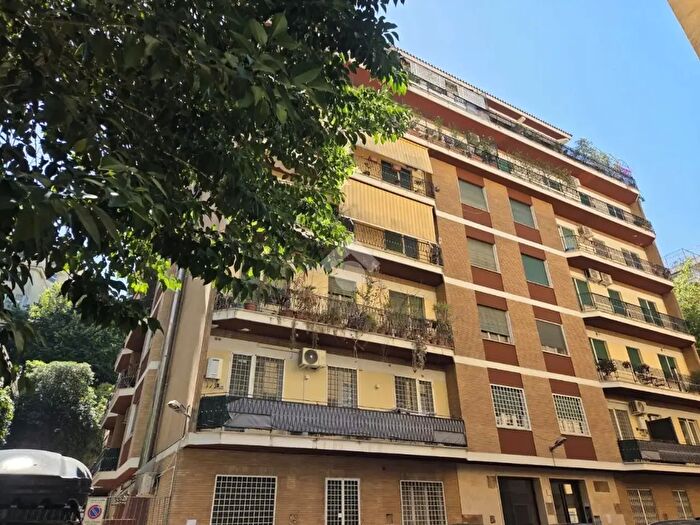 Appartamento bilocale in affitto in Via Pier Luigi Sagramoso, Roma