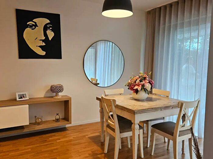 Appartamento trilocale in vendita in Viale Sandro Pertini, Fano