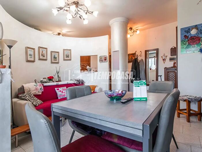 Appartamento bilocale in vendita in Desio