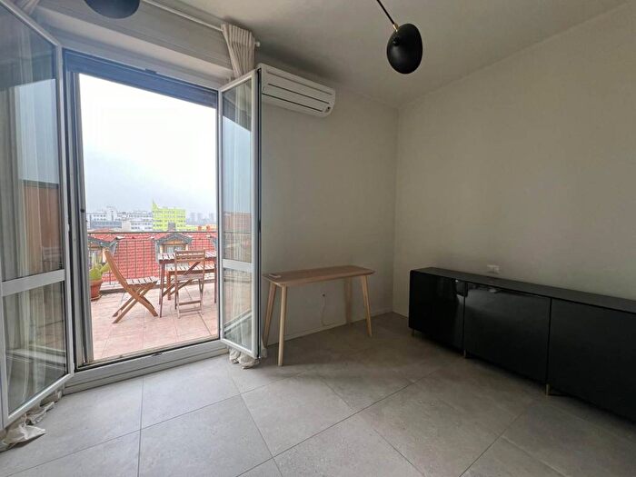 Appartamento monolocale in affitto in Via Giuseppe Candiani, Bovisa, Milano