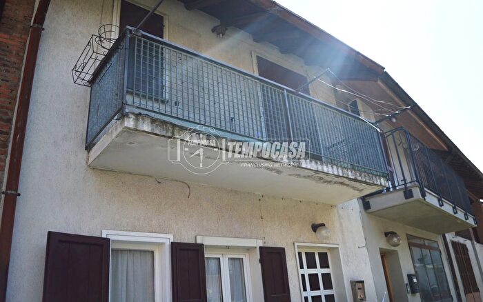 Appartamento trilocale in vendita in Cermenate