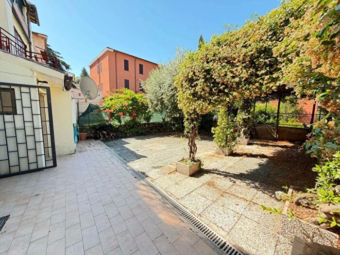 Appartamento trilocale in vendita in Spoleto