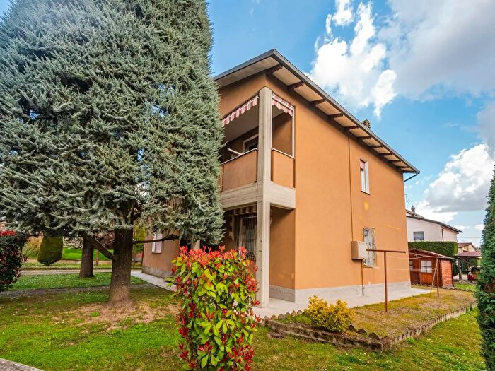 Casa con 7 locali in vendita in Via Cesare Pavese, San Giovanni In Persiceto