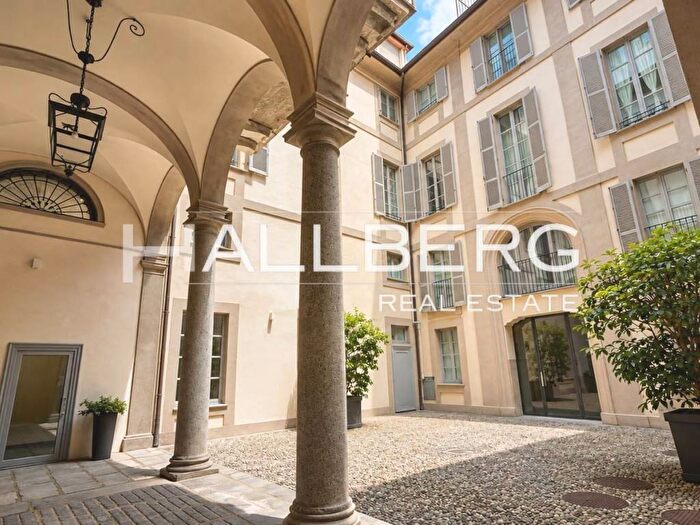 Appartamento bilocale in affitto in Corso di Porta Romana, Missori, Milano