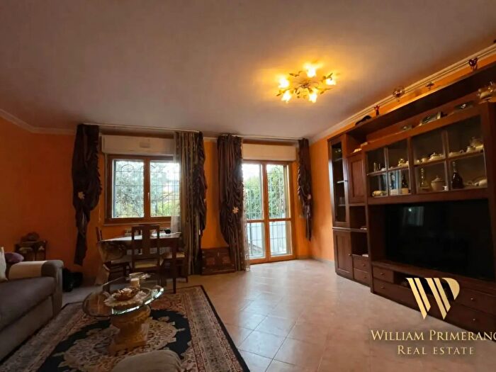 Casa con 5 locali in vendita in Via Ernesto Balducci, Roma