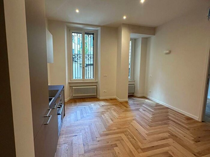 Appartamento bilocale in affitto in Via Antonio Stoppani, Morgagni, Milano
