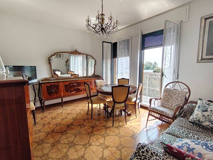 Appartamento bilocale in vendita in Via Costantino Baroni, Gratosoglio, Milano