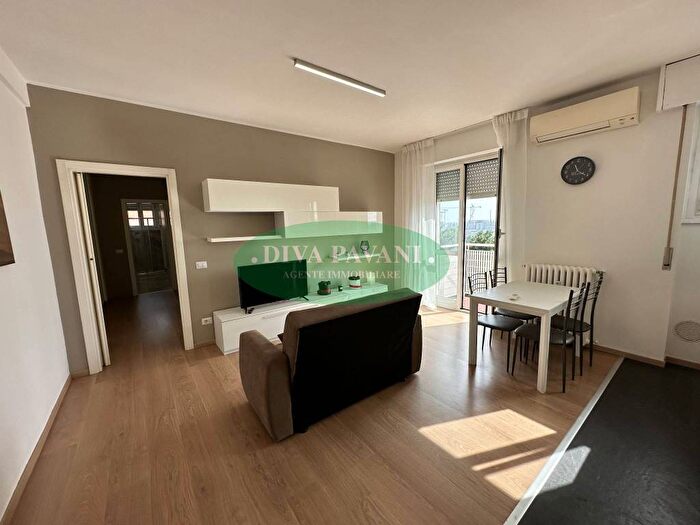 Appartamento trilocale in affitto in Via Luigi Sordello, Viale Ungheria Mecenate, Milano