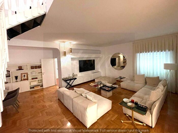 Appartamento con 6 locali in affitto in Viale Cortina dAmpezzo, Cortina dAmpezzo, Roma