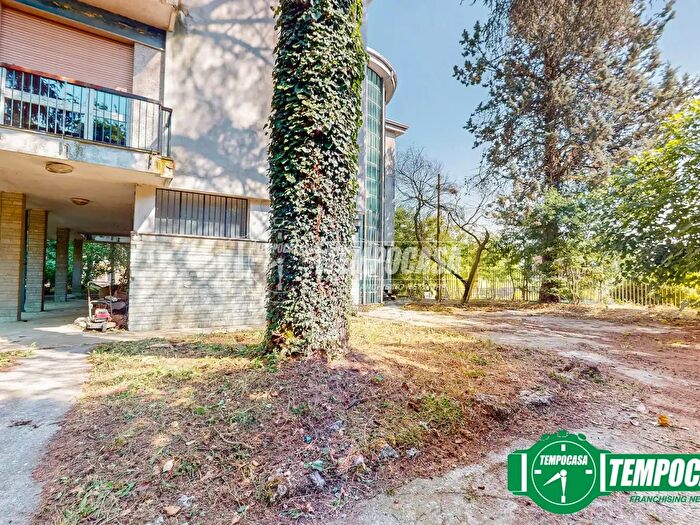 Casa con 7 locali in vendita in Bassignana