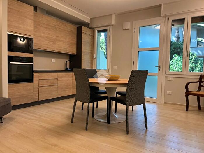 Appartamento trilocale in vendita in Via Verdi, Cervia