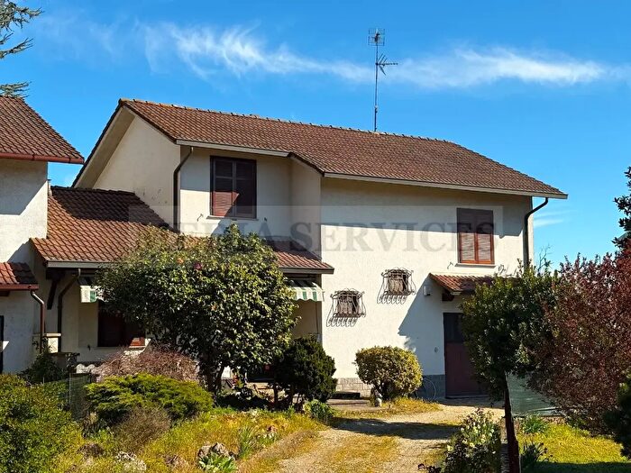 Casa con 5 locali in vendita in Via Fausto Coppi N°, Gropello Cairoli