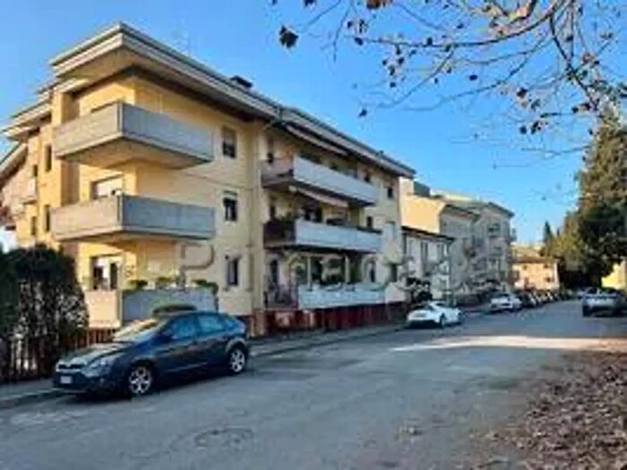 Appartamento bilocale in affitto in Via Caovilla, Verona