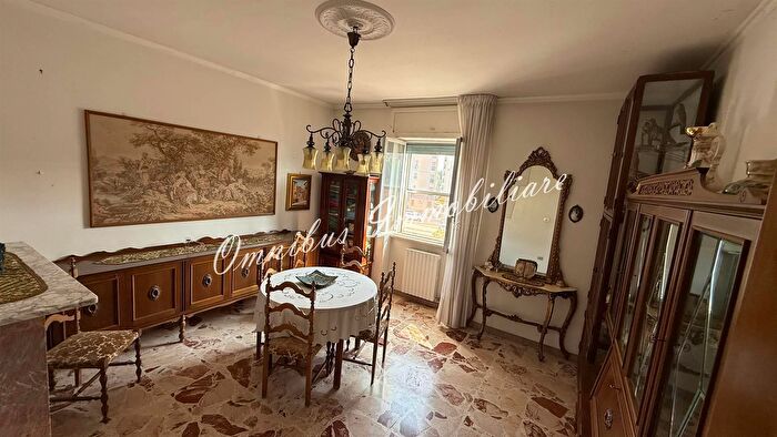 Appartamento trilocale in vendita in Via Luigi Sbano, Foggia