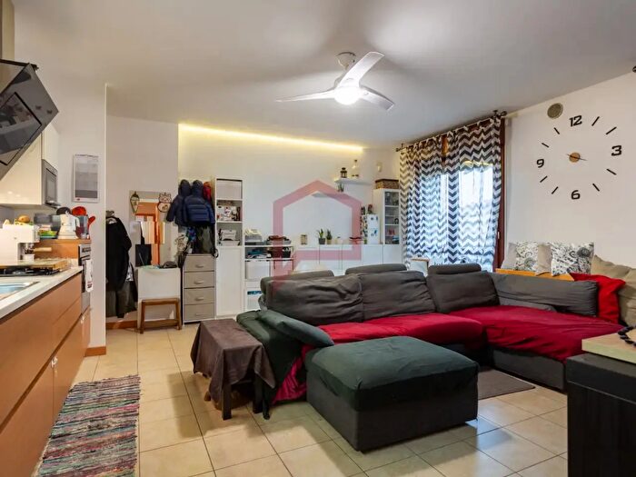 Appartamento trilocale in vendita in Zelarino, Venezia