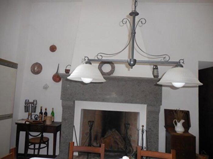 Casa con 6 locali in vendita in Corso Vittorio Barchiesi, Belvedere Ostrense