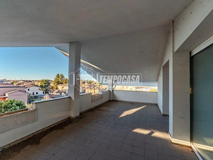 Appartamento trilocale in vendita in Via Giosuè Carducci, Briosco