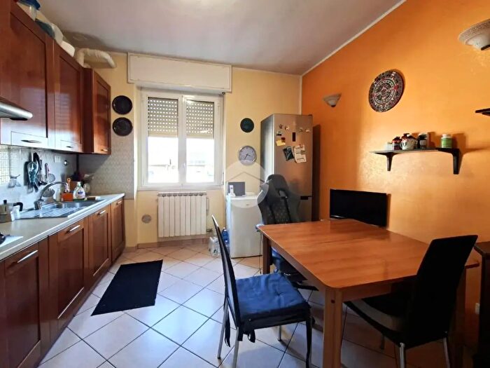 Appartamento bilocale in vendita in Via Piave, Vittuone